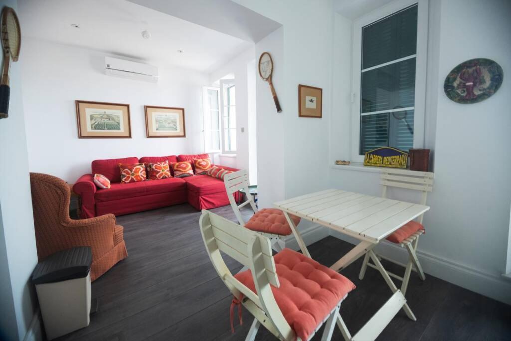 Charming Colonial Flat In Historic Building Apartment Gibraltar Luaran gambar